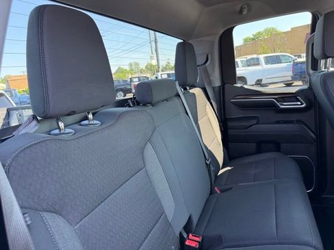 Certified 2023 Chevrolet Silverado 1500 LT AWD/4WD image 12