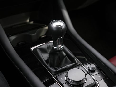 Certified 2025 MAZDA MAZDA3 2.5 S Hatchback w/ Premium Pkg image 25