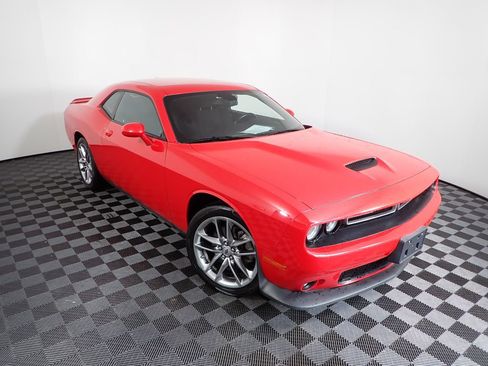 Used 2022 Dodge Challenger GT AWD/4WD image 9