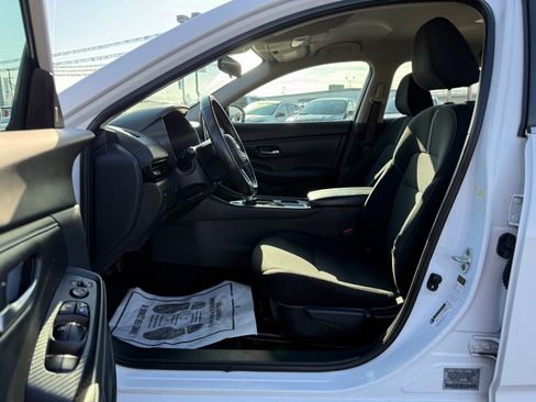 Used 2023 Nissan Sentra SV image 12