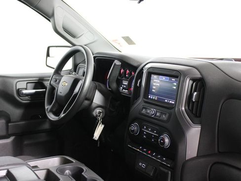 Used 2022 Chevrolet Silverado 1500 Custom image 12