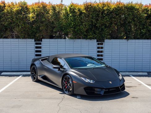 Used 2018 Lamborghini Huracan LP 580-2 RWD image 11