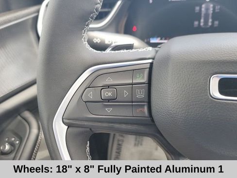 New 2025 Jeep Grand Cherokee Altitude image 15