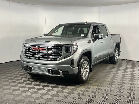 Used 2023 GMC Sierra 1500 Denali image 3