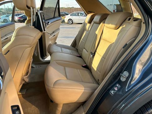 Used 2011 Mercedes-Benz ML 350 4MATIC w/ Premium 1 Pkg image 15