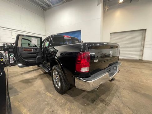 Used 2012 RAM 1500 Laramie image 9