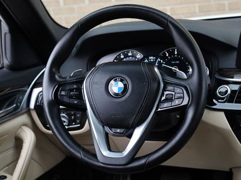 Used 2017 BMW 540i image 28