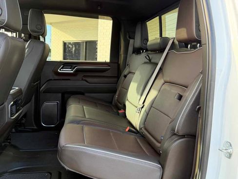 Used 2025 GMC Sierra 2500 Denali w/ Denali Reserve Package image 24
