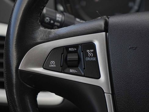 Used 2015 GMC Terrain SLE w/ Convenience Package image 17