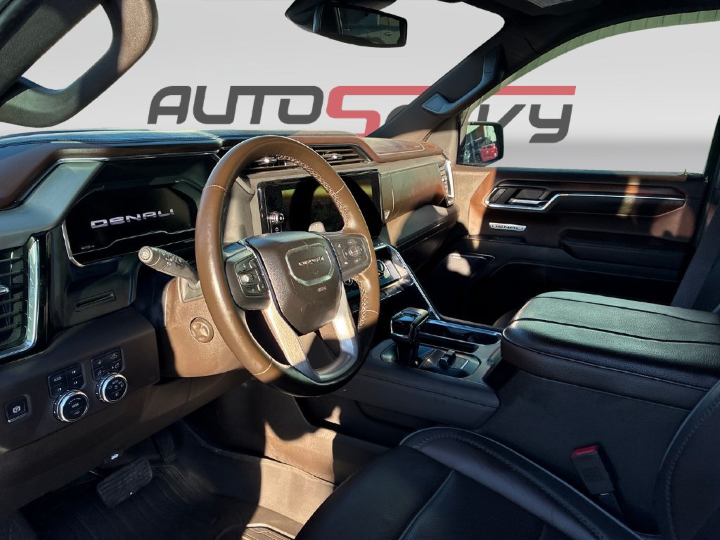 Used 2024 GMC Sierra 1500 Denali AWD/4WD image 10