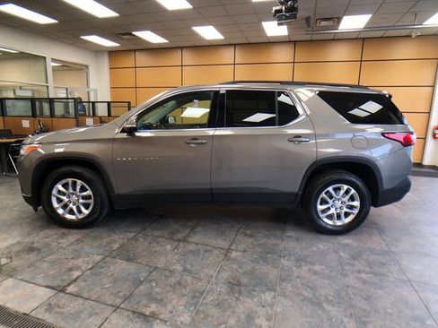 Used 2019 Chevrolet Traverse LT w/ LPO, Floor Liner Package AWD/4WD image 4