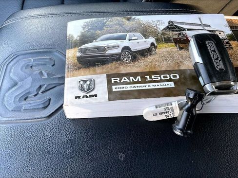 Used 2020 RAM 1500 Laramie RWD image 11