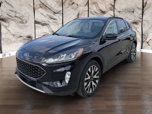 Used 2020 Ford Escape SEL AWD/4WD image 3