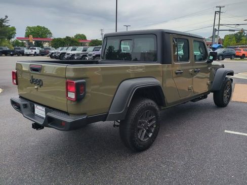 New 2026 Jeep Gladiator Mojave AWD/4WD image 4