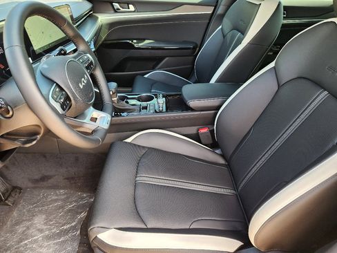 New 2026 Kia K5 GT-Line image 9