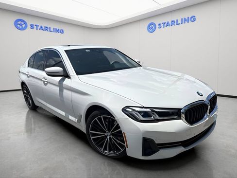 Used 2021 BMW 530i w/ Convenience Package RWD image 3