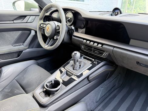 Used 2024 Porsche 911 Carrera GTS RWD image 41