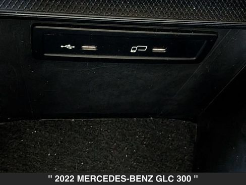 Used 2022 Mercedes-Benz GLC 300 4MATIC image 26