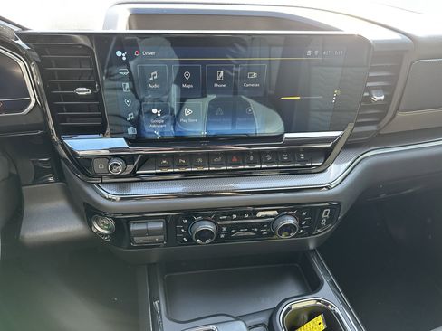 Used 2023 Chevrolet Silverado 1500 ZR2 w/ Technology Package image 22