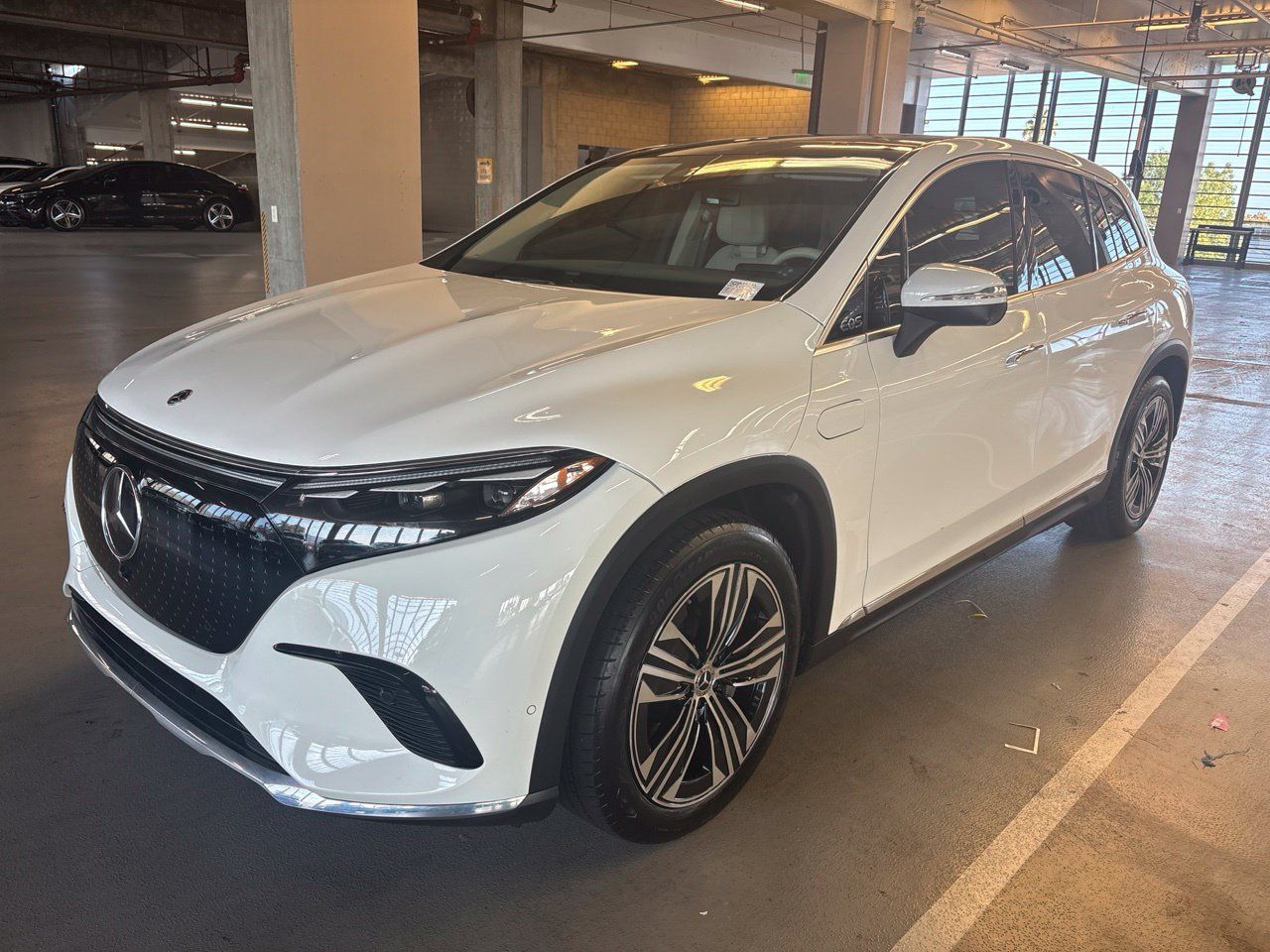 Certified 2023 Mercedes-Benz EQS 450+ SUV image 3