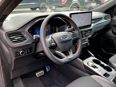 Used 2023 Ford Escape ST-Line w/ Tech Pack #1 image 18