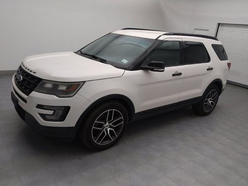 Used 2016 Ford Explorer Sport w/ Equipment Group 401A image 2