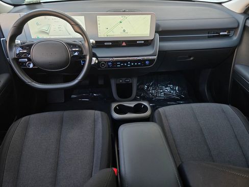 Used 2024 Hyundai Ioniq 5 SE image 14