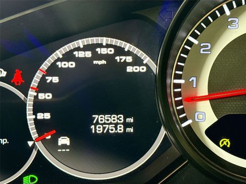 Used 2020 Porsche Panamera GTS image 17