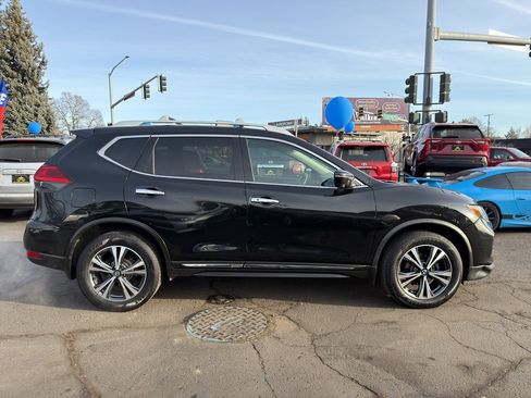 Used 2017 Nissan Rogue SL w/ SL Premium Package image 7