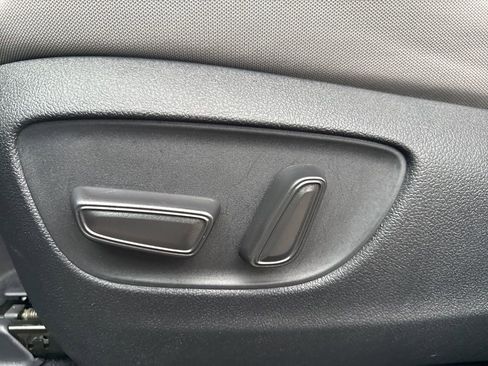 Used 2024 Toyota Sienna LE image 12