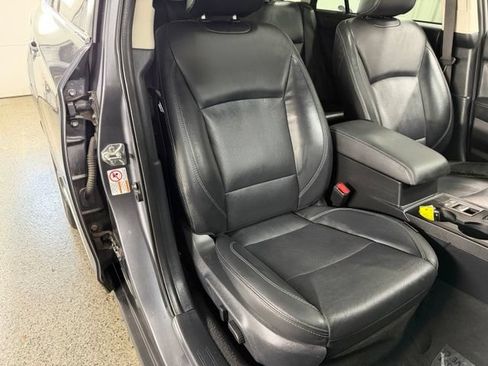 Used 2019 Subaru Outback 3.6R Limited AWD/4WD image 26