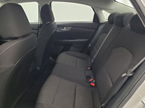 Used 2019 Kia Forte LXS image 18