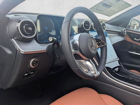 Used 2025 Mercedes-Benz C 300 Sedan image 10