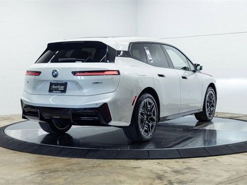 New 2026 BMW iX xDrive60 image 11