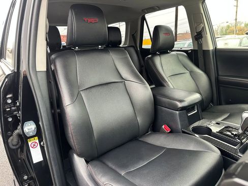 Used 2019 Toyota 4Runner TRD Off-Road Premium image 29