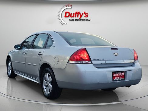 Used 2009 Chevrolet Impala LT image 14