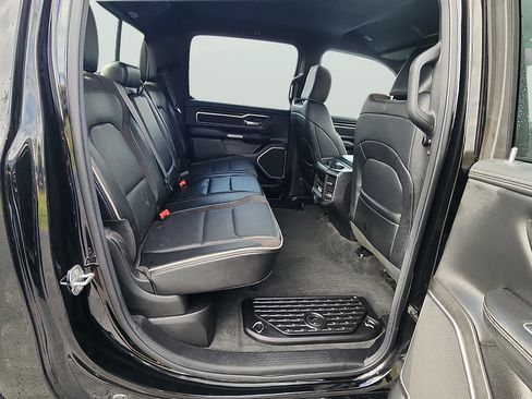 Used 2023 RAM 1500 Laramie AWD/4WD image 19