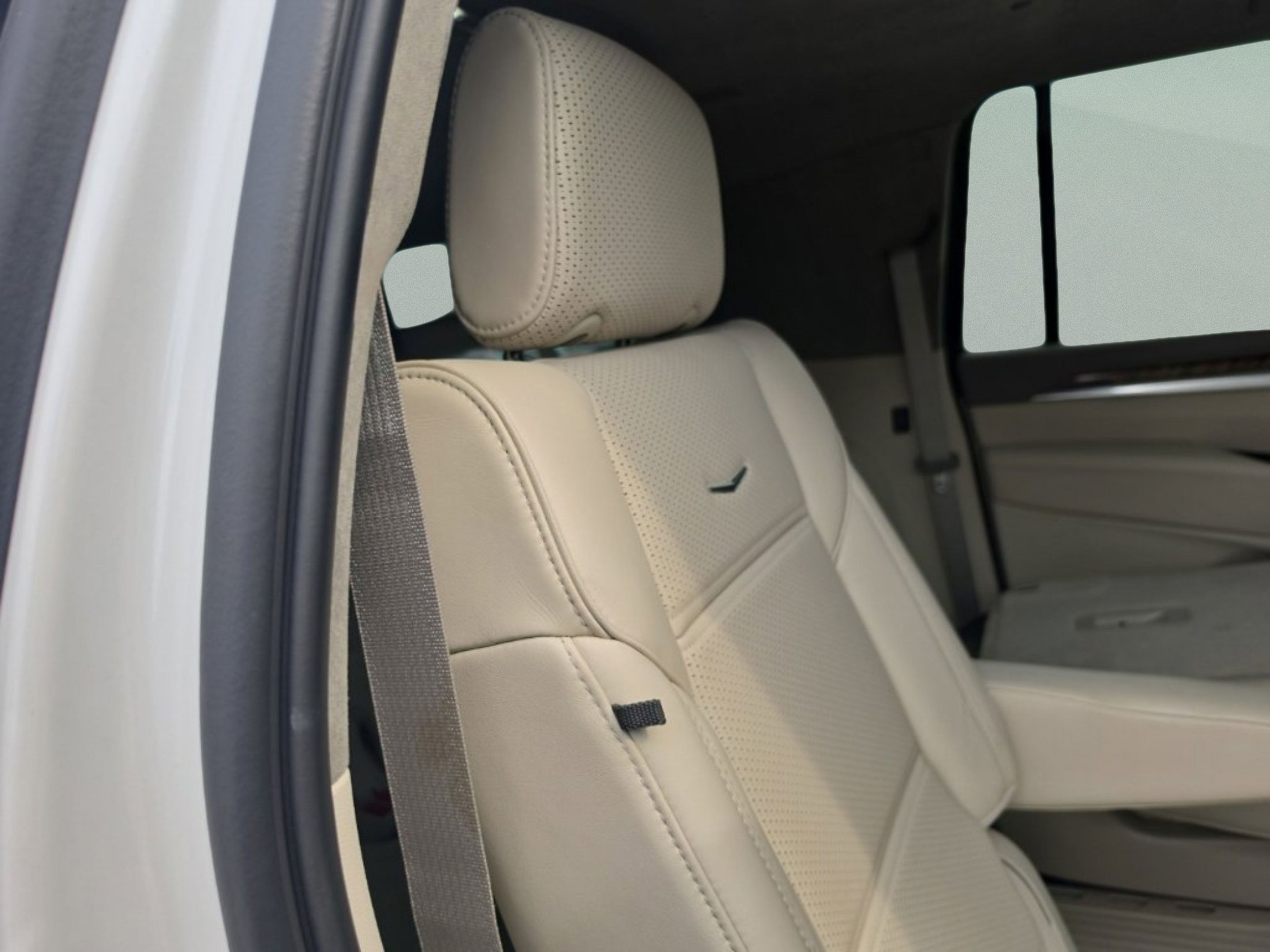 Used 2025 Cadillac Escalade ESV Sport Platinum AWD/4WD image 33