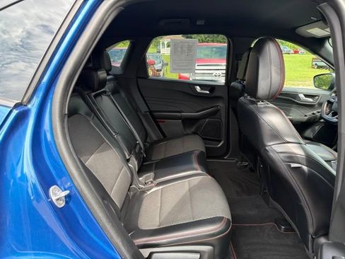 Used 2023 Ford Escape ST-Line Select AWD/4WD image 41