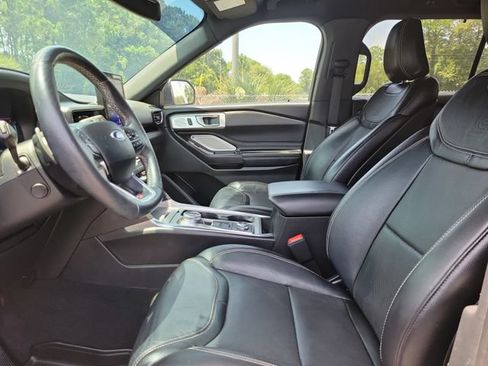Used 2020 Ford Explorer ST w/ ST Street Pack AWD/4WD image 18
