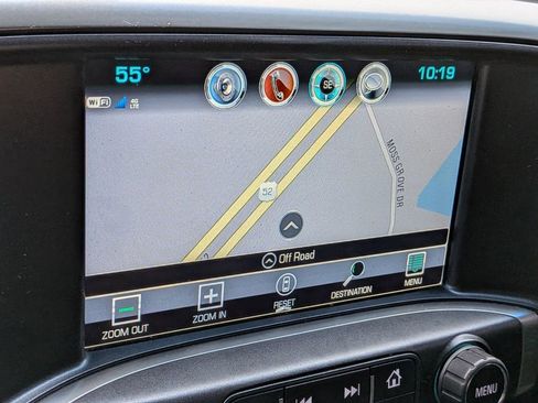 Used 2018 Chevrolet Silverado 1500 LT w/ All Star Edition image 21