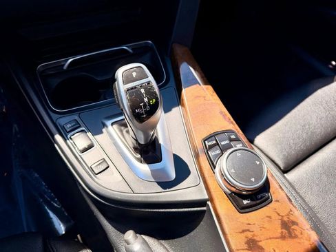 Used 2016 BMW 328i xDrive Wagon image 11