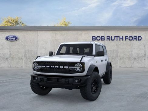 New 2026 Ford Bronco Badlands AWD/4WD image 3