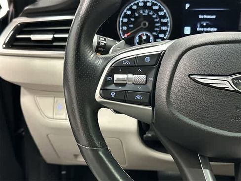 Used 2024 Genesis G70 2.5T image 17