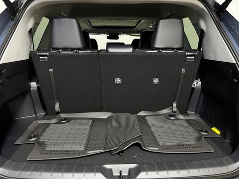 Used 2026 Toyota Grand Highlander XLE FWD image 25