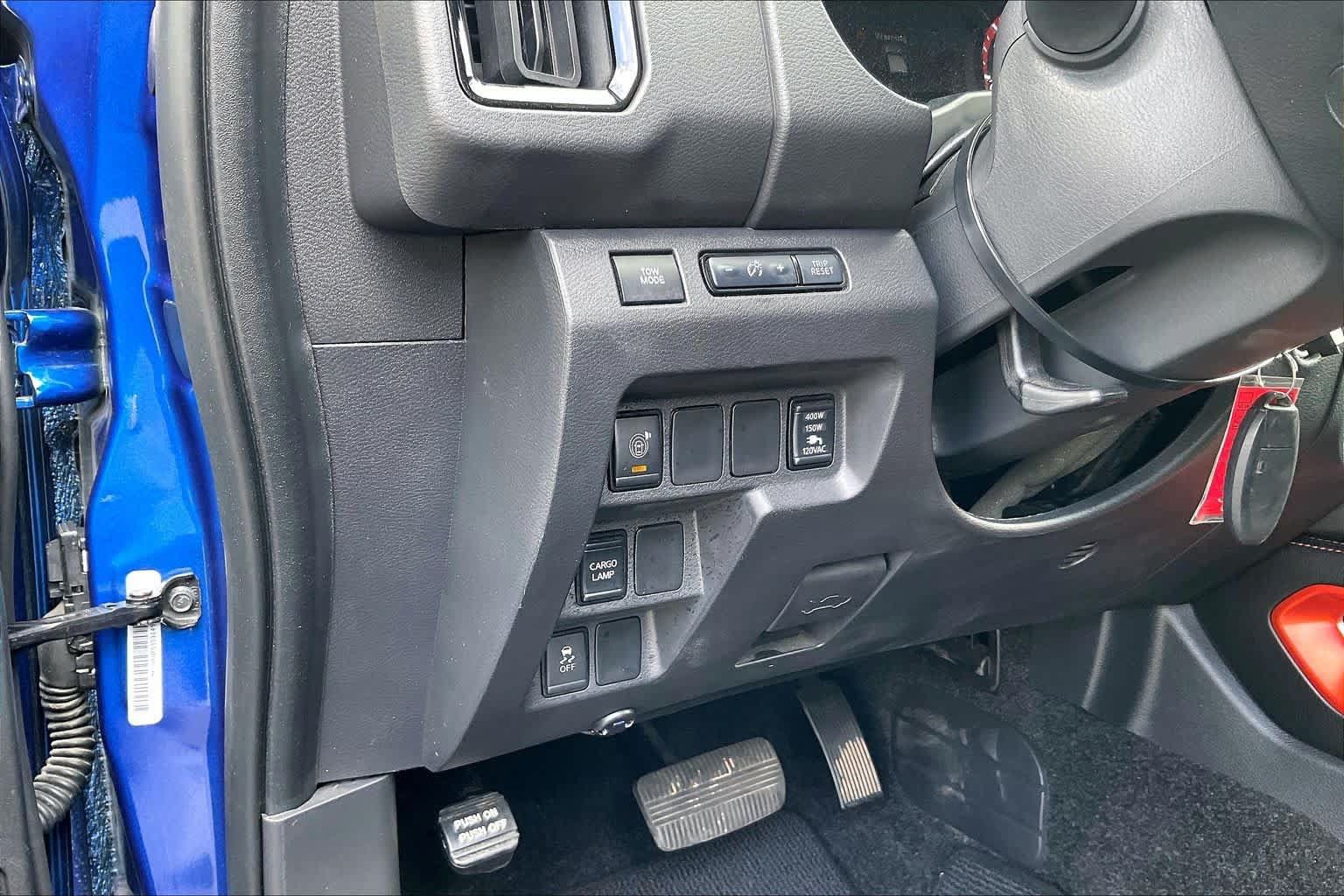 Used 2025 Nissan Frontier Pro-X w/ Pro Convenience Package RWD image 33