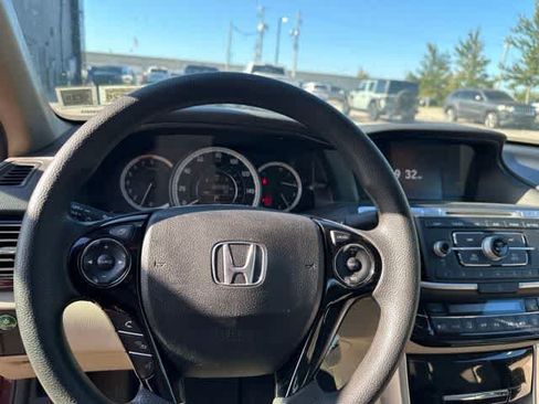 Used 2016 Honda Accord LX image 8