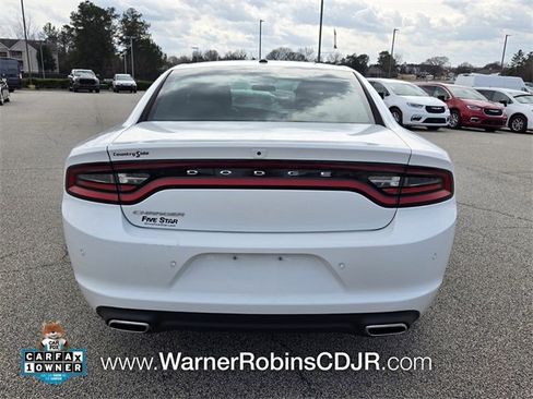 Used 2021 Dodge Charger SXT image 10