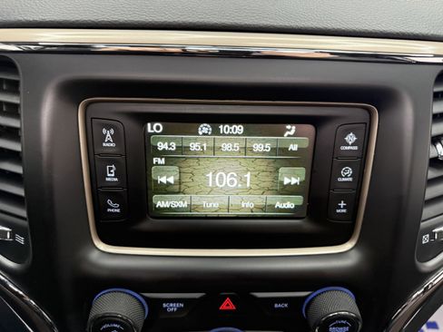 Used 2017 Jeep Grand Cherokee Limited w/ Luxury Group II AWD/4WD image 17