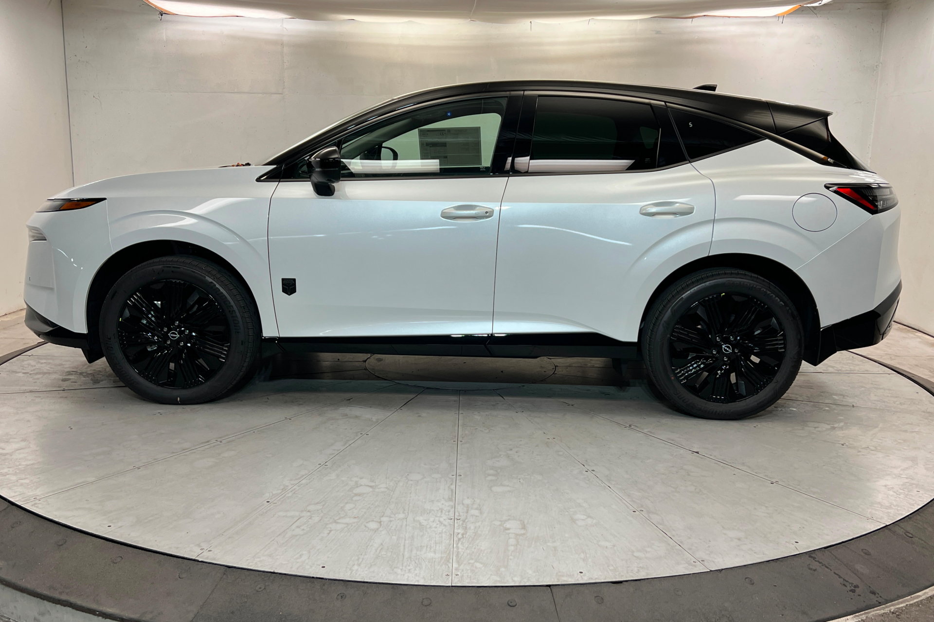 New 2027 Nissan Murano SL AWD/4WD image 2